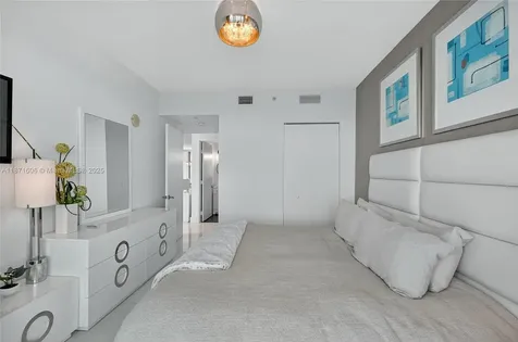7935 East Drive North Bay Village FL 33141