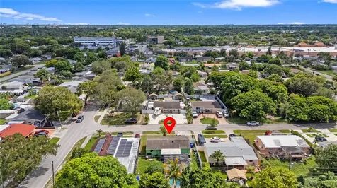 6611 Park Street Hollywood FL 33024