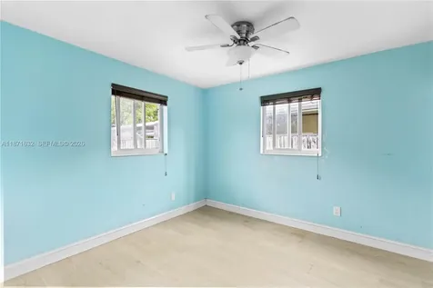 6611 Park Street Hollywood FL 33024