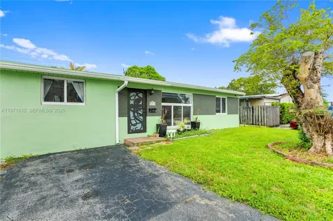 6611 Park Street Hollywood FL 33024