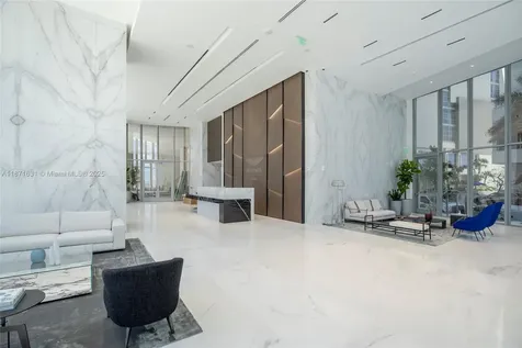 300 Biscayne Boulevard Way Miami FL 33131