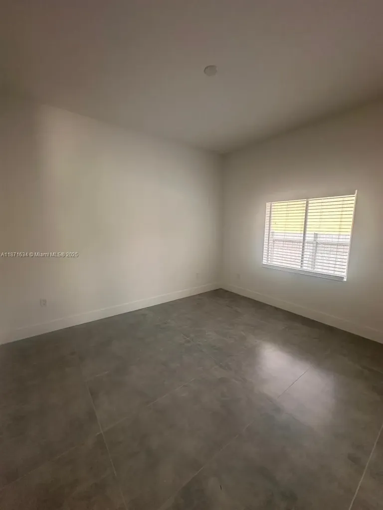 2423 NW 23rd Lane Fort Lauderdale FL 33311