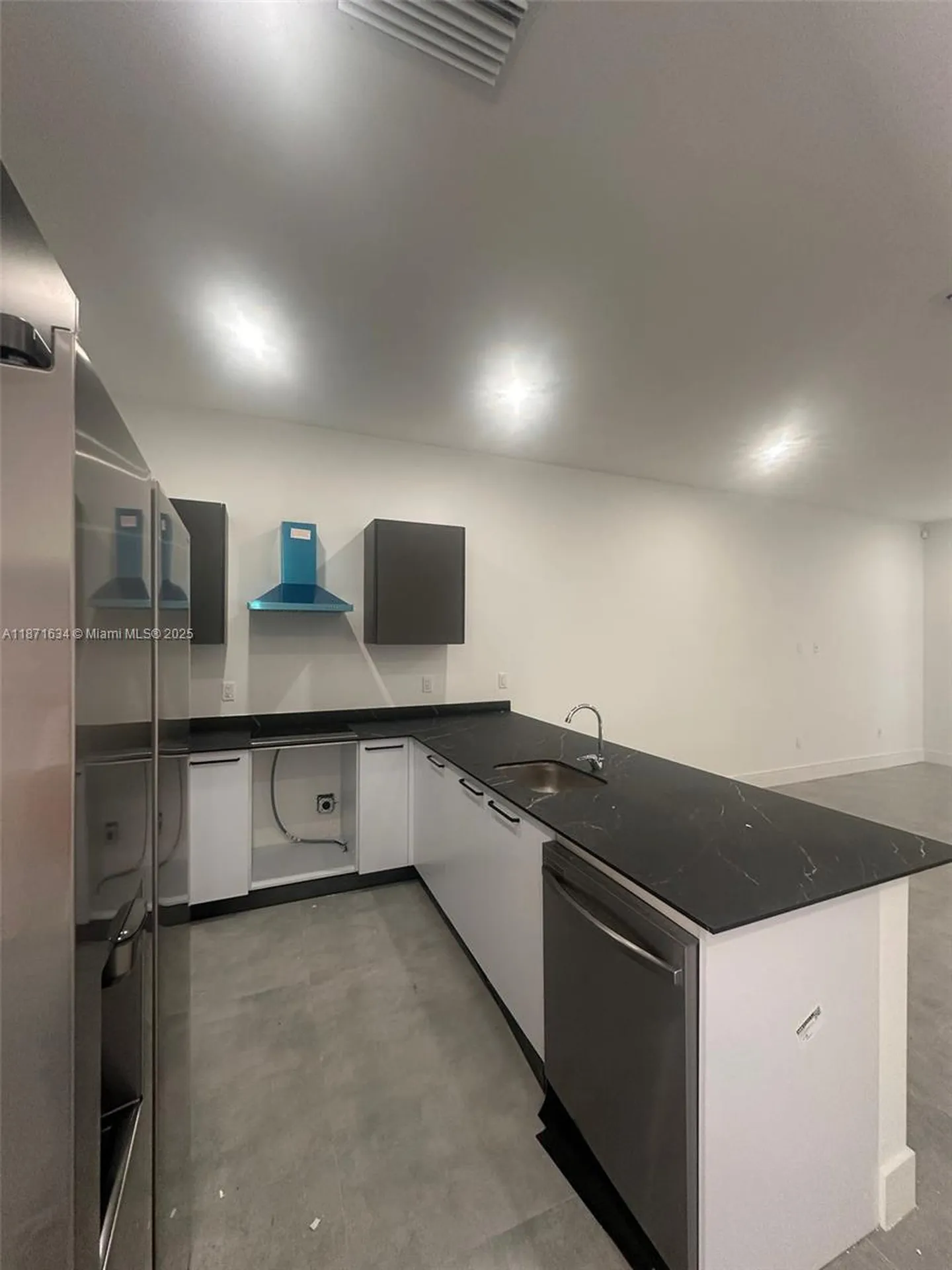 2423 NW 23rd Lane Fort Lauderdale FL 33311