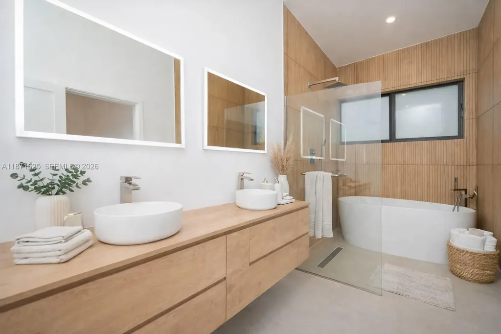 1200 SW 15th Avenue Fort Lauderdale FL 33312