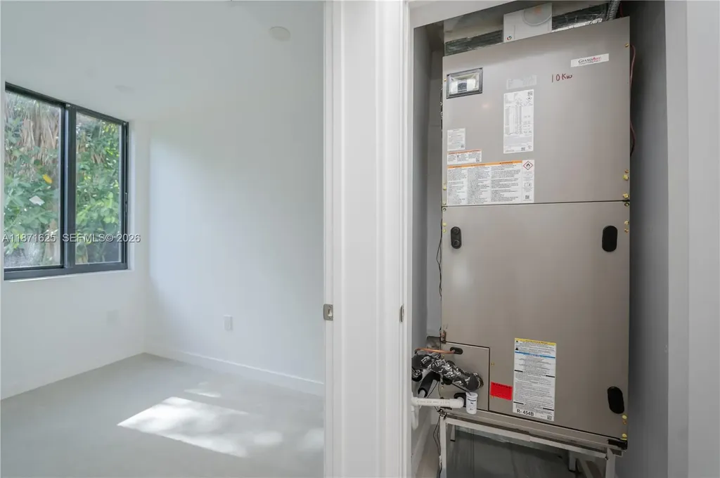 1200 SW 15th Avenue Fort Lauderdale FL 33312