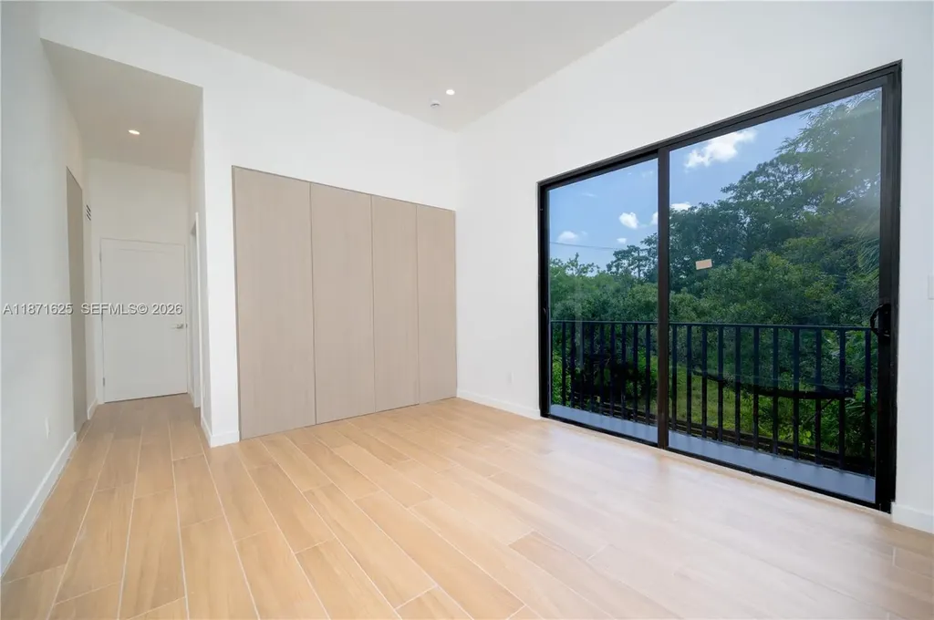 1200 SW 15th Avenue Fort Lauderdale FL 33312