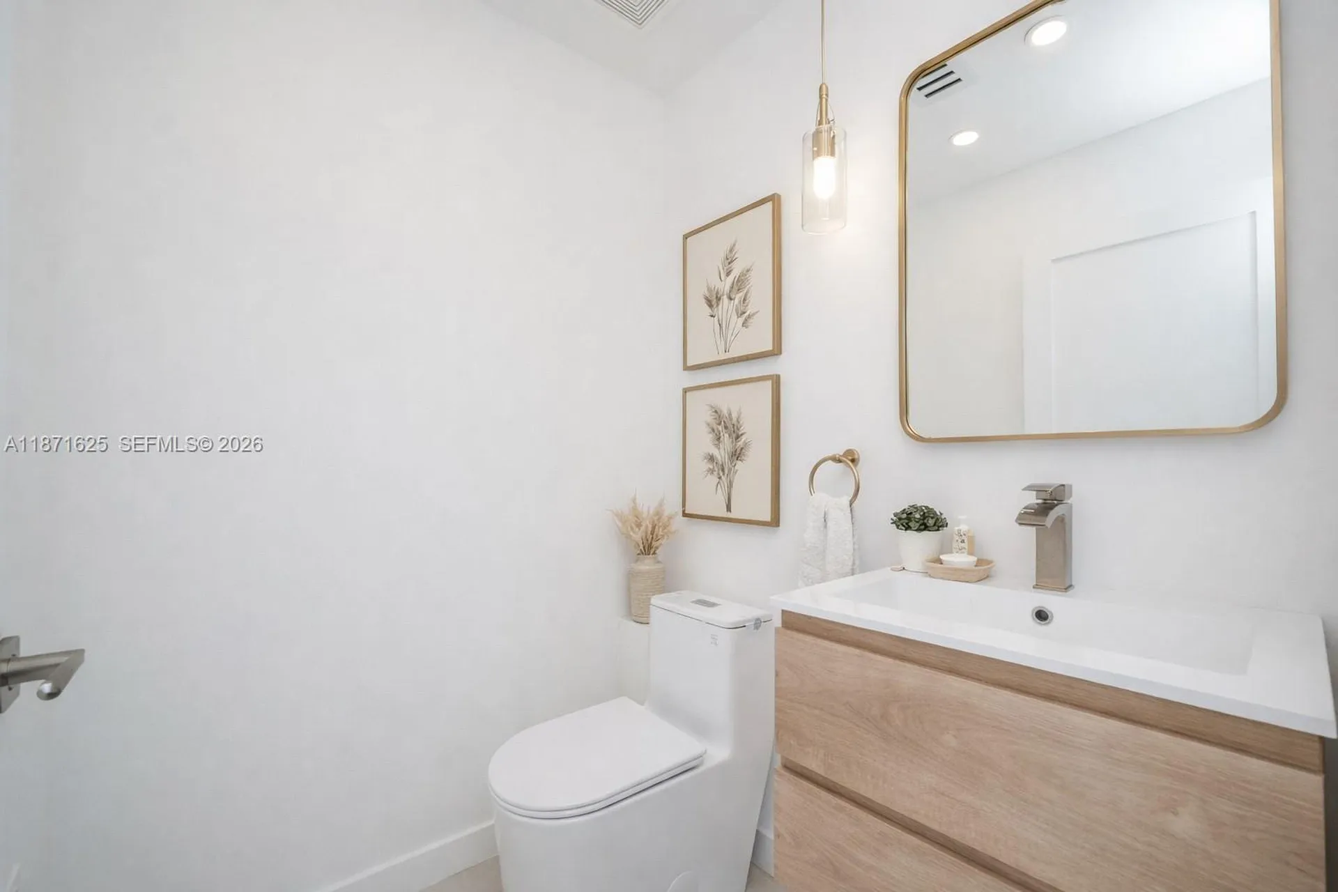 1200 SW 15th Avenue Fort Lauderdale FL 33312