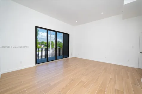 1200 SW 15th Avenue Fort Lauderdale FL 33312