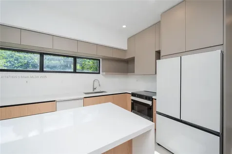 1200 SW 15th Avenue Fort Lauderdale FL 33312