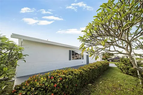 2106 Alfred Drive Boynton Beach FL 33426