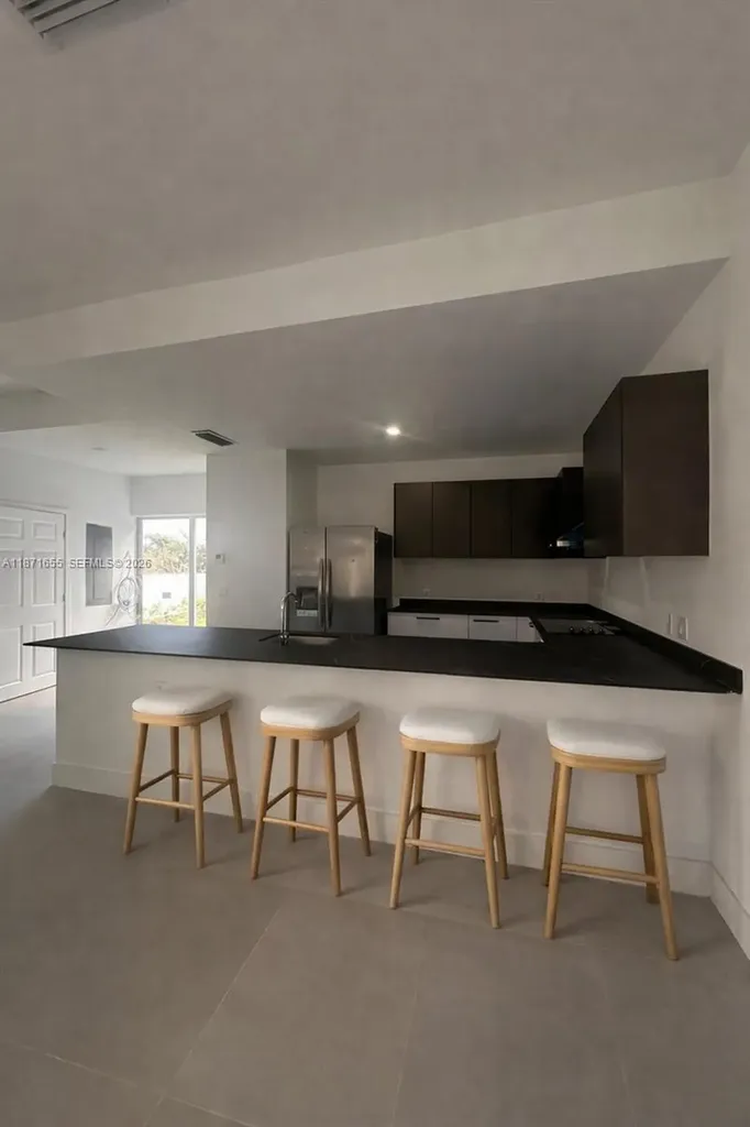 538 NW 17th Avenue Fort Lauderdale FL 33311