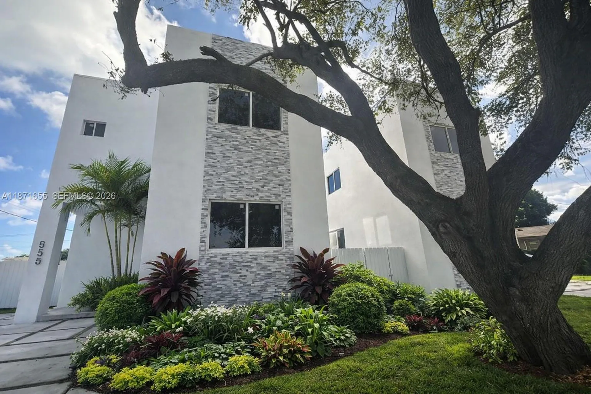 538 NW 17th Avenue Fort Lauderdale FL 33311