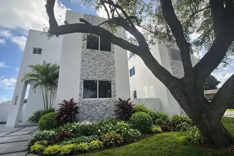 538 NW 17th Avenue Fort Lauderdale FL 33311
