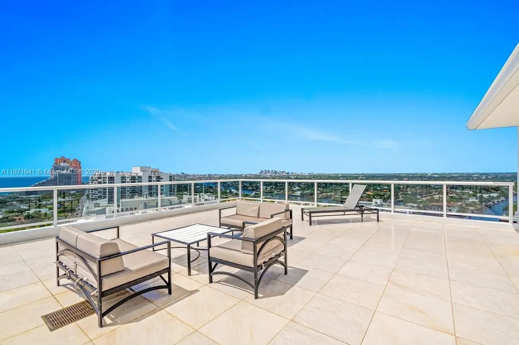 2841 N Ocean Boulevard Fort Lauderdale FL 33308
