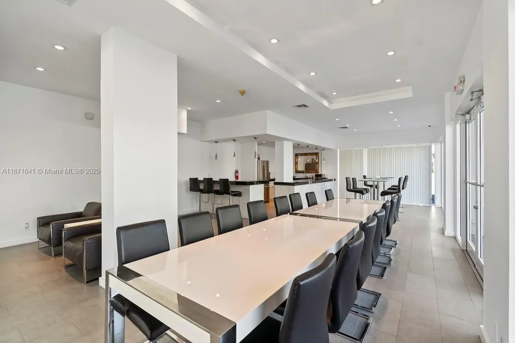 2841 N Ocean Boulevard Fort Lauderdale FL 33308