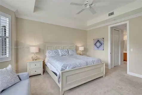 4700 Yacht Harbor Drive Naples FL 34112