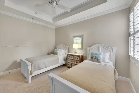 4700 Yacht Harbor Drive Naples FL 34112