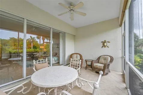 4700 Yacht Harbor Drive Naples FL 34112