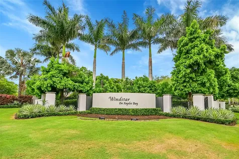 4700 Yacht Harbor Drive Naples FL 34112