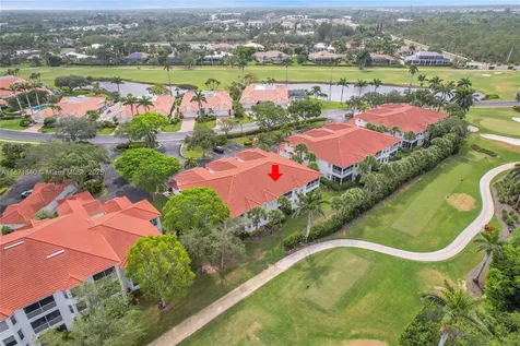 4700 Yacht Harbor Drive Naples FL 34112