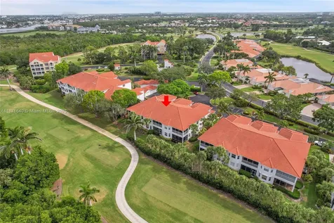 4700 Yacht Harbor Drive Naples FL 34112