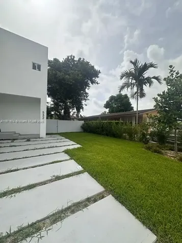 532 NW 17th Avenue Fort Lauderdale FL 33311