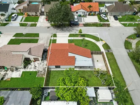 21003 SW 124th Avenue Road Miami FL 33177