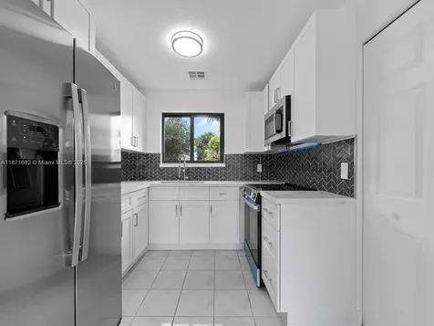 21003 SW 124th Avenue Road Miami FL 33177