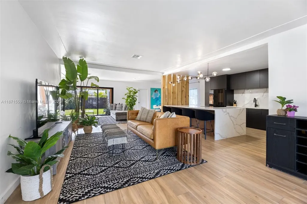 1370 71st Street Miami Beach FL 33141