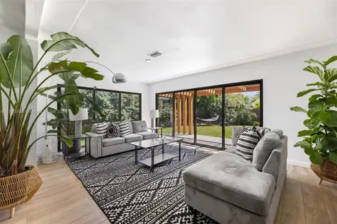 1370 71st Street Miami Beach FL 33141