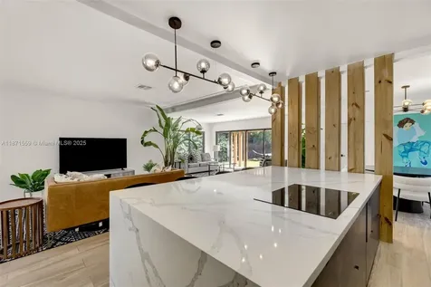 1370 71st Street Miami Beach FL 33141