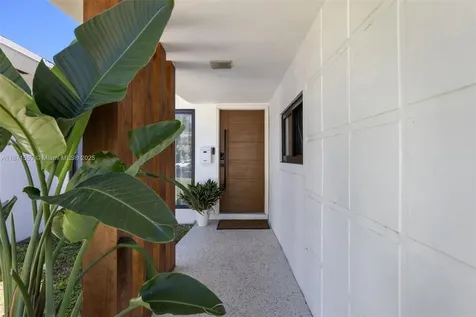 1370 71st Street Miami Beach FL 33141