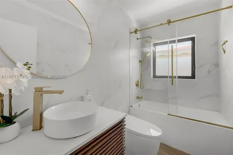 1370 71st Street Miami Beach FL 33141