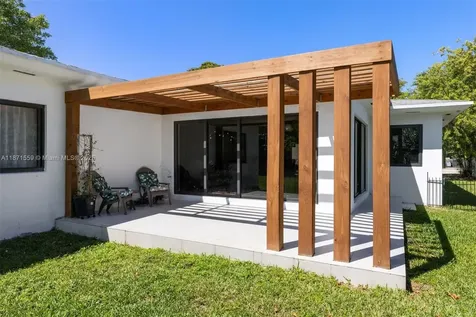 1370 71st Street Miami Beach FL 33141