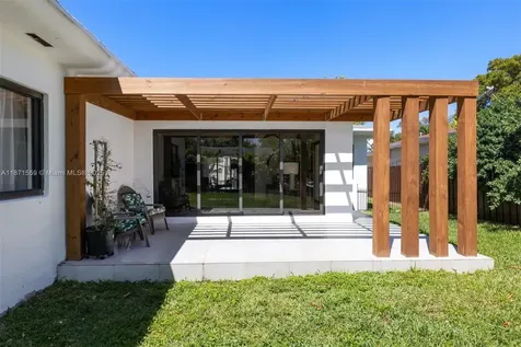 1370 71st Street Miami Beach FL 33141