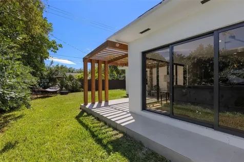 1370 71st Street Miami Beach FL 33141