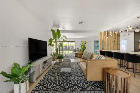 1370 71st Street Miami Beach FL 33141