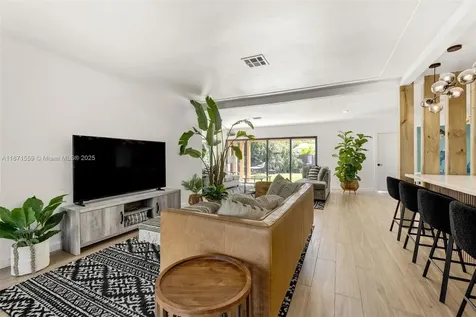 1370 71st Street Miami Beach FL 33141