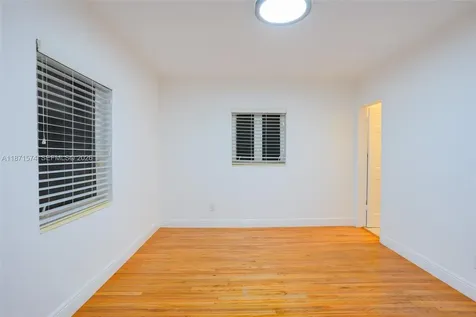 355 Redwood Lane Key Biscayne FL 33149