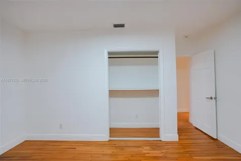 355 Redwood Lane Key Biscayne FL 33149