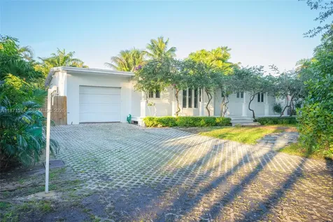 355 Redwood Lane Key Biscayne FL 33149