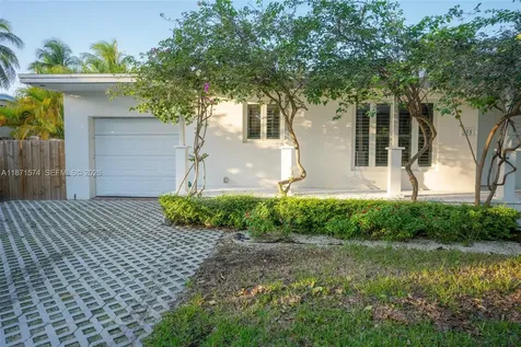 355 Redwood Lane Key Biscayne FL 33149