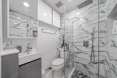 741 SW 99th Court Circle Miami FL 33174