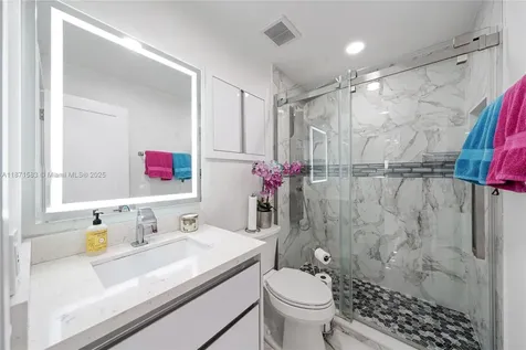741 SW 99th Court Circle Miami FL 33174