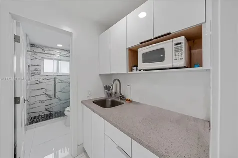 741 SW 99th Court Circle Miami FL 33174