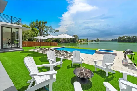 5420 SW 72nd Avenue Miami FL 33155