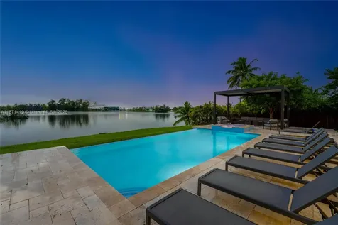 5420 SW 72nd Avenue Miami FL 33155