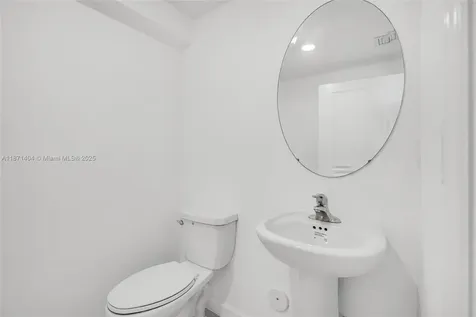 12609 NW 23rd Place Miami FL 33167
