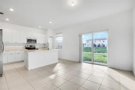 12609 NW 23rd Place Miami FL 33167