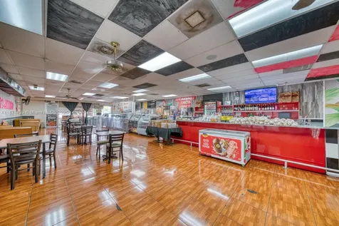 Turn-key Restaurant For Sale High Traffic Hialeah Plaza Hialeah FL 33010